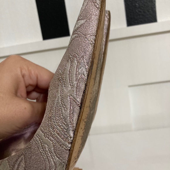 Evening Pumps - Picture 6 of 9